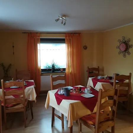 Gasthof Gastehaus Am Fels Altenahr